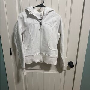 Lululemon Scuba Hoodie Classic Full Zip size 8 with Black embroider logo on hood